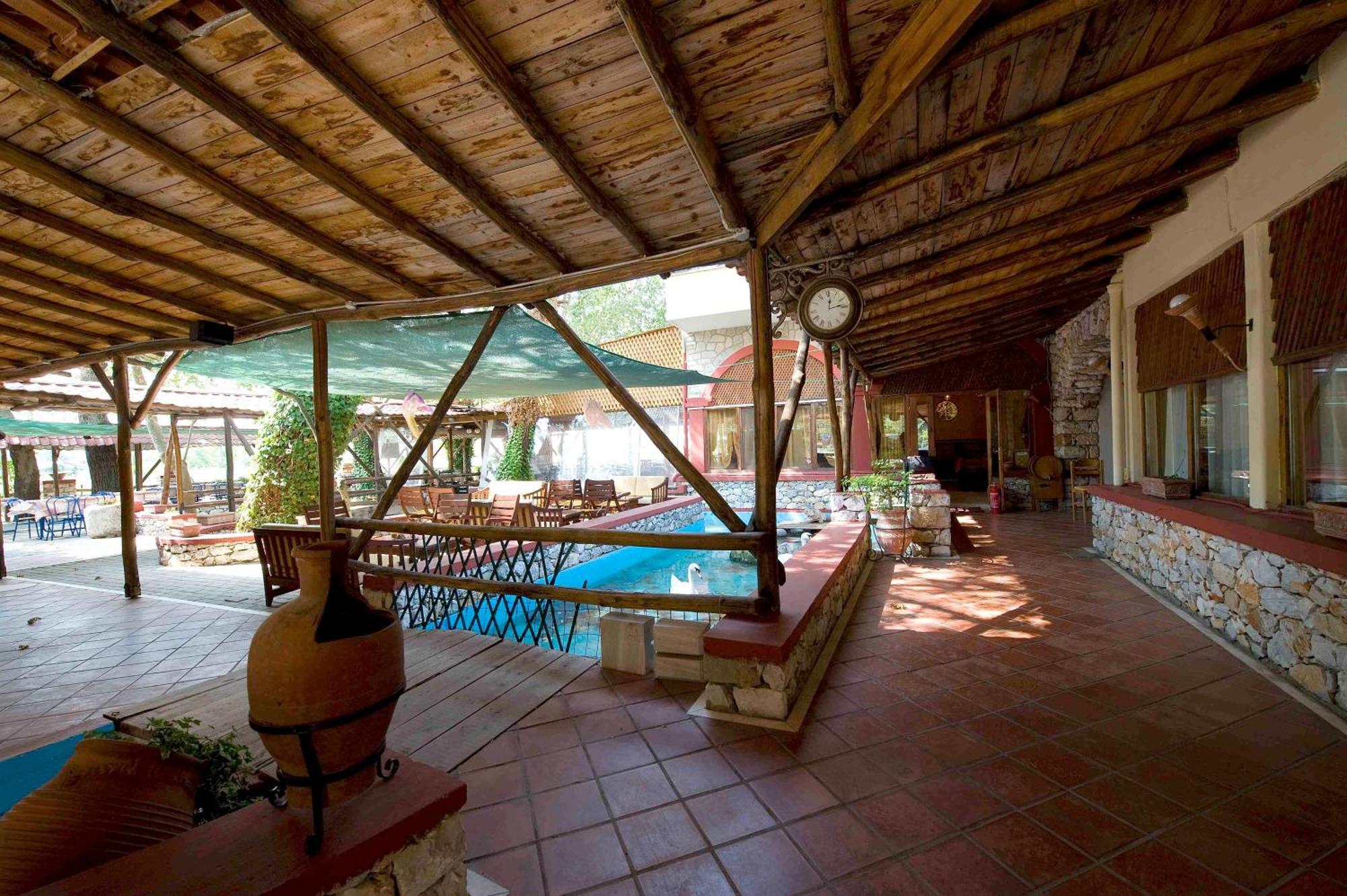 Lydia Hotel Krinidhes Ngoại thất bức ảnh